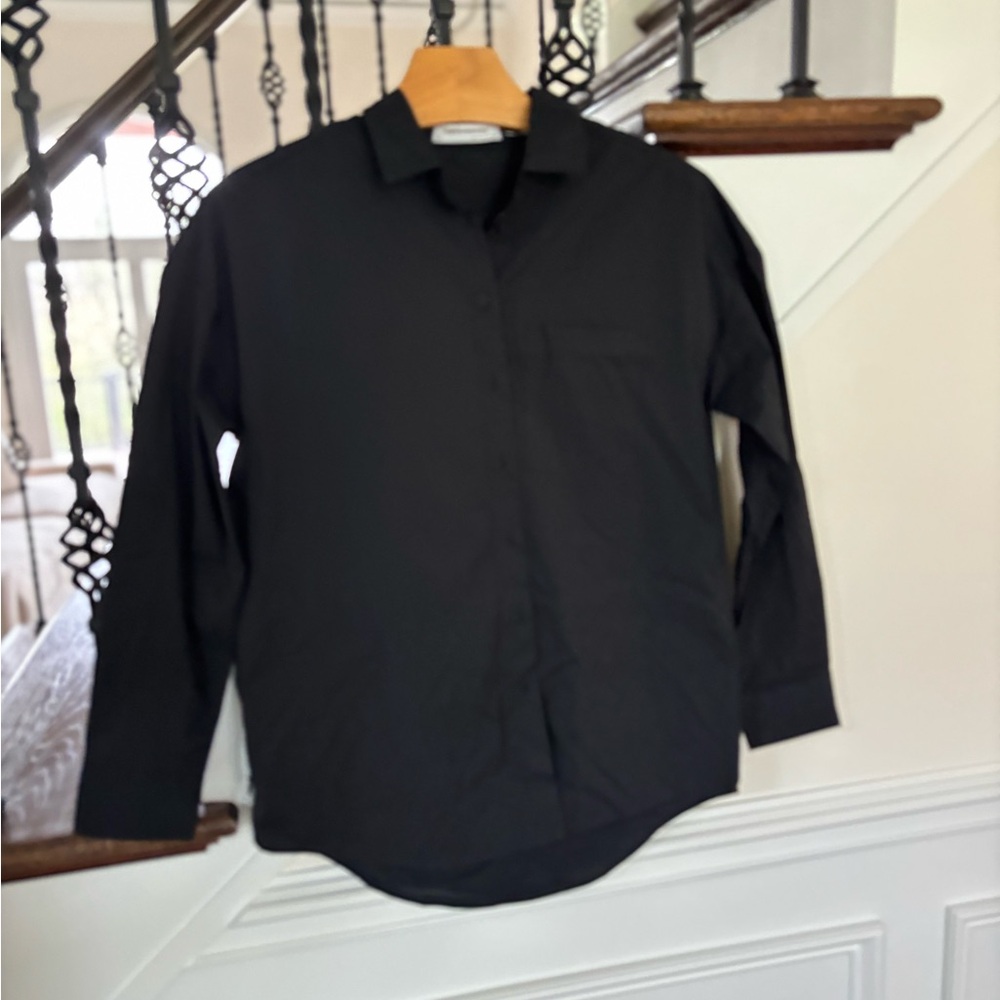 Banana Republic Classic Black Shirt